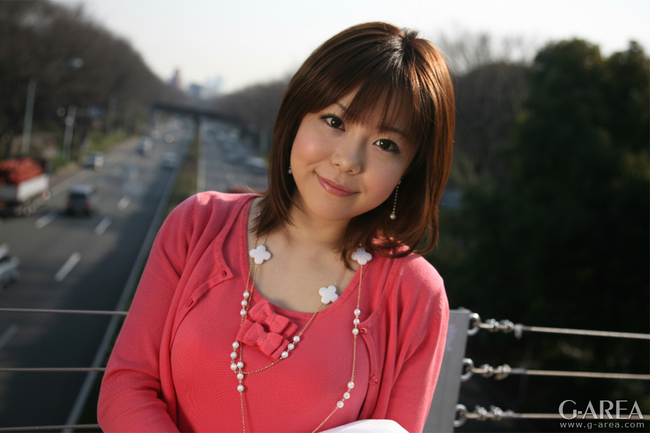 �摜���N���b�N����Ǝ��֐i�݂܂�