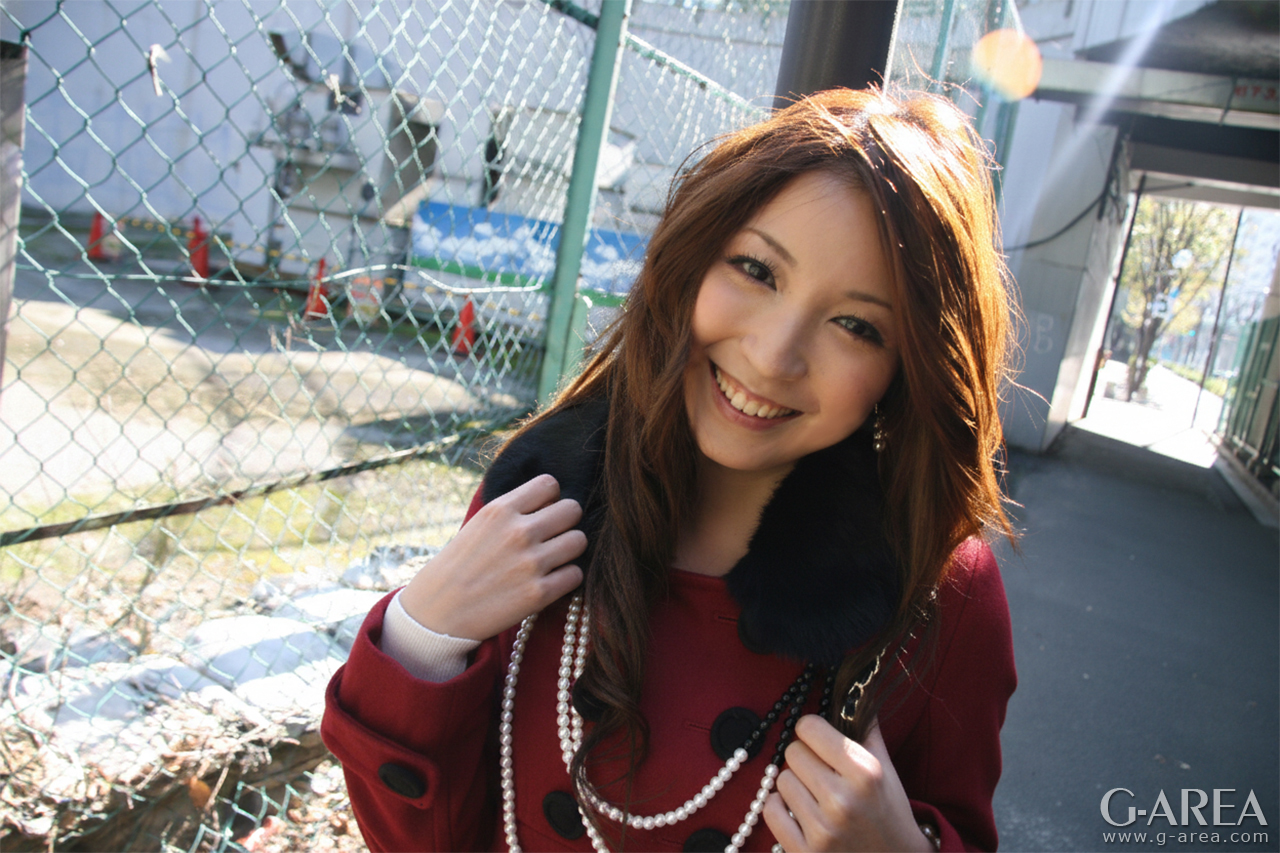 �摜���N���b�N����Ǝ��֐i�݂܂�