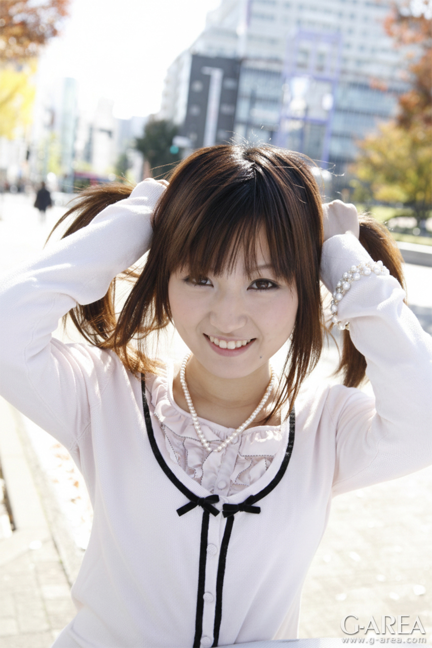 �摜���N���b�N����Ǝ��֐i�݂܂�